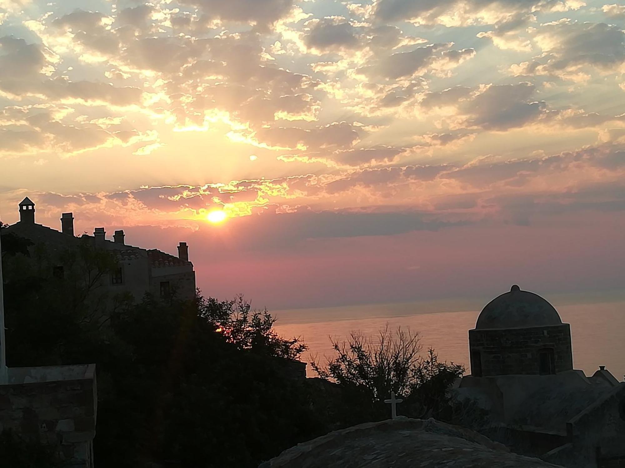 Kissamitakis Guesthouse Monemvasía Zewnętrze zdjęcie